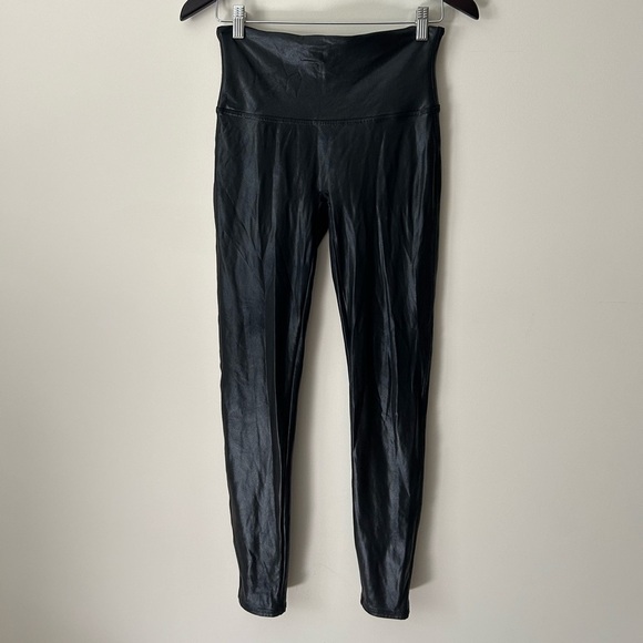 SPANXshape Faux Leather Leggings Black Size Large - Picture 1 of 8